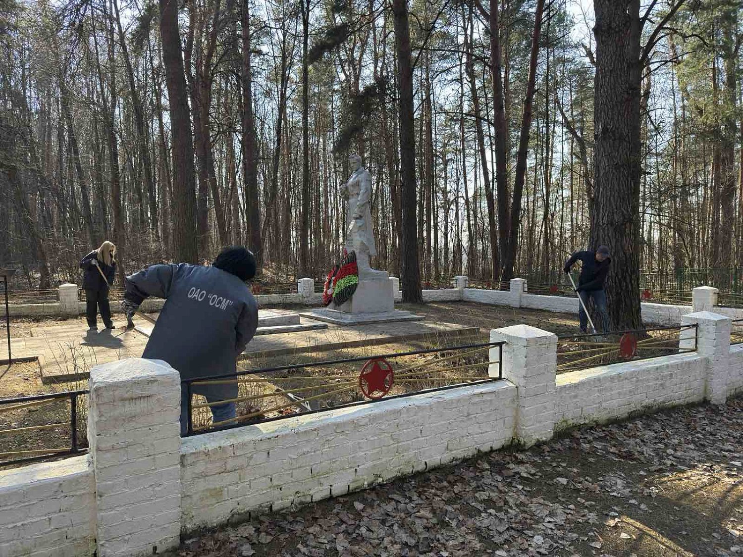 Благоустройство ,уборка мест захоронения